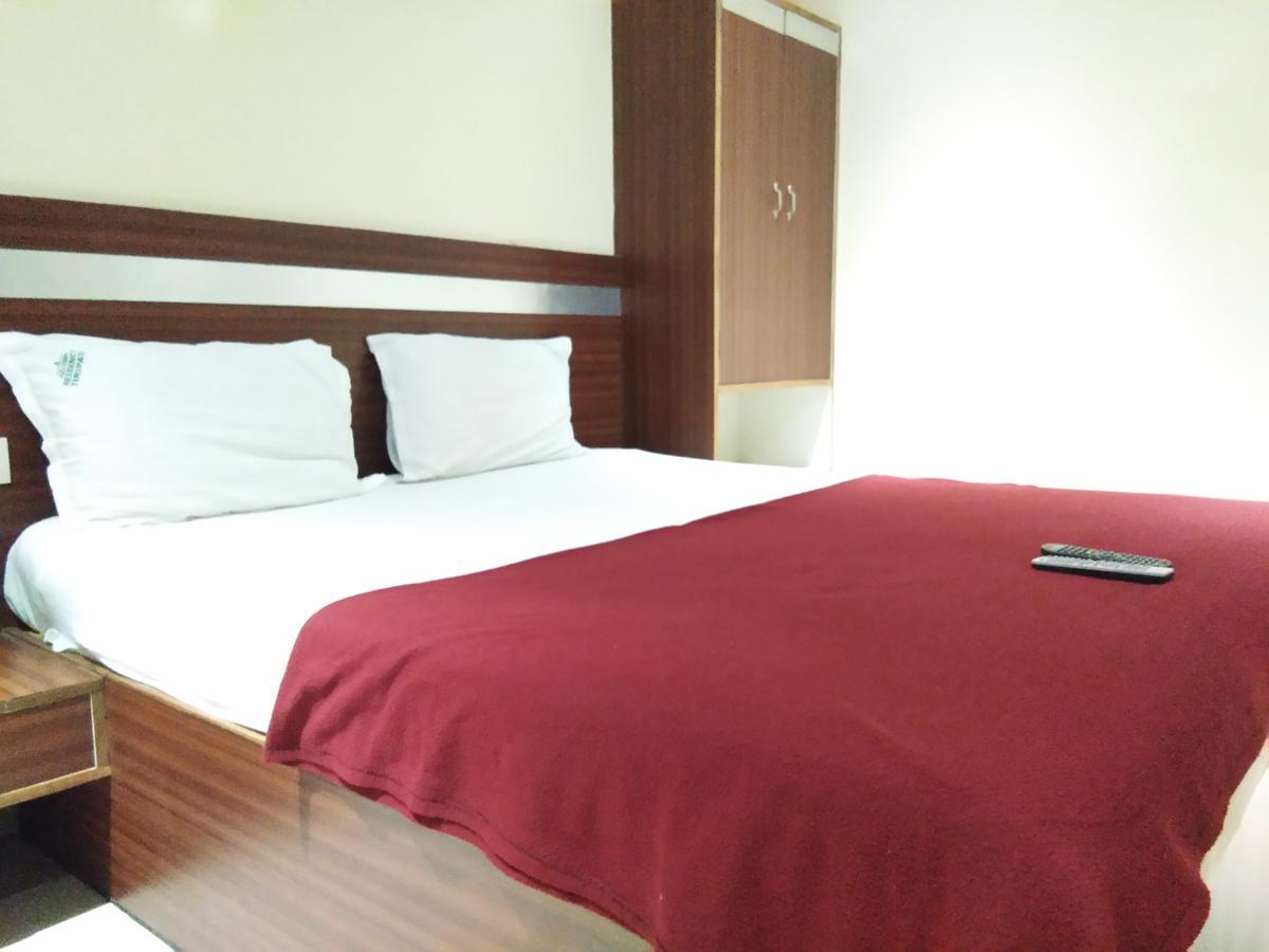 Hotel Adarsh Residency Tirupati Luaran gambar