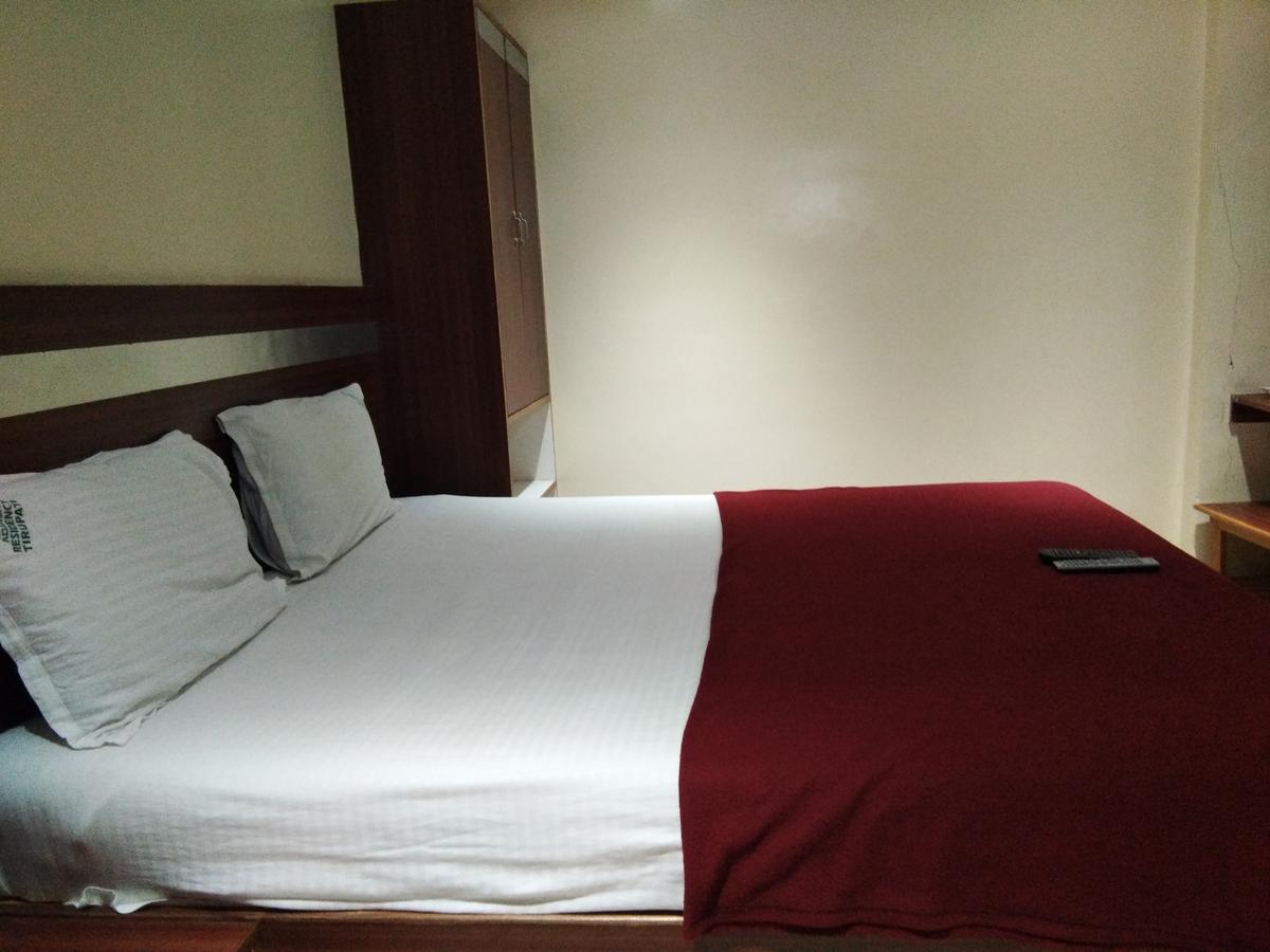 Hotel Adarsh Residency Tirupati Luaran gambar