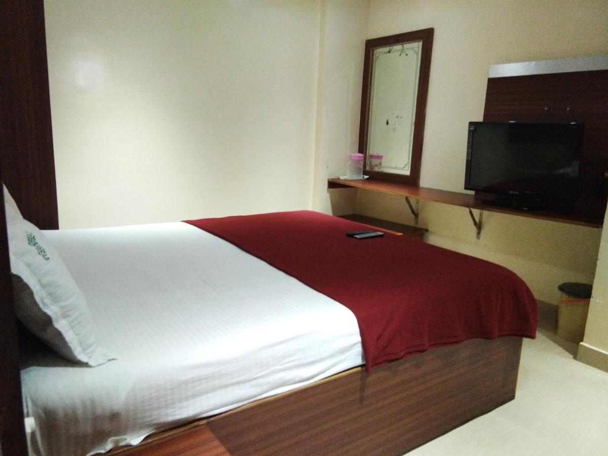 Hotel Adarsh Residency Tirupati Luaran gambar