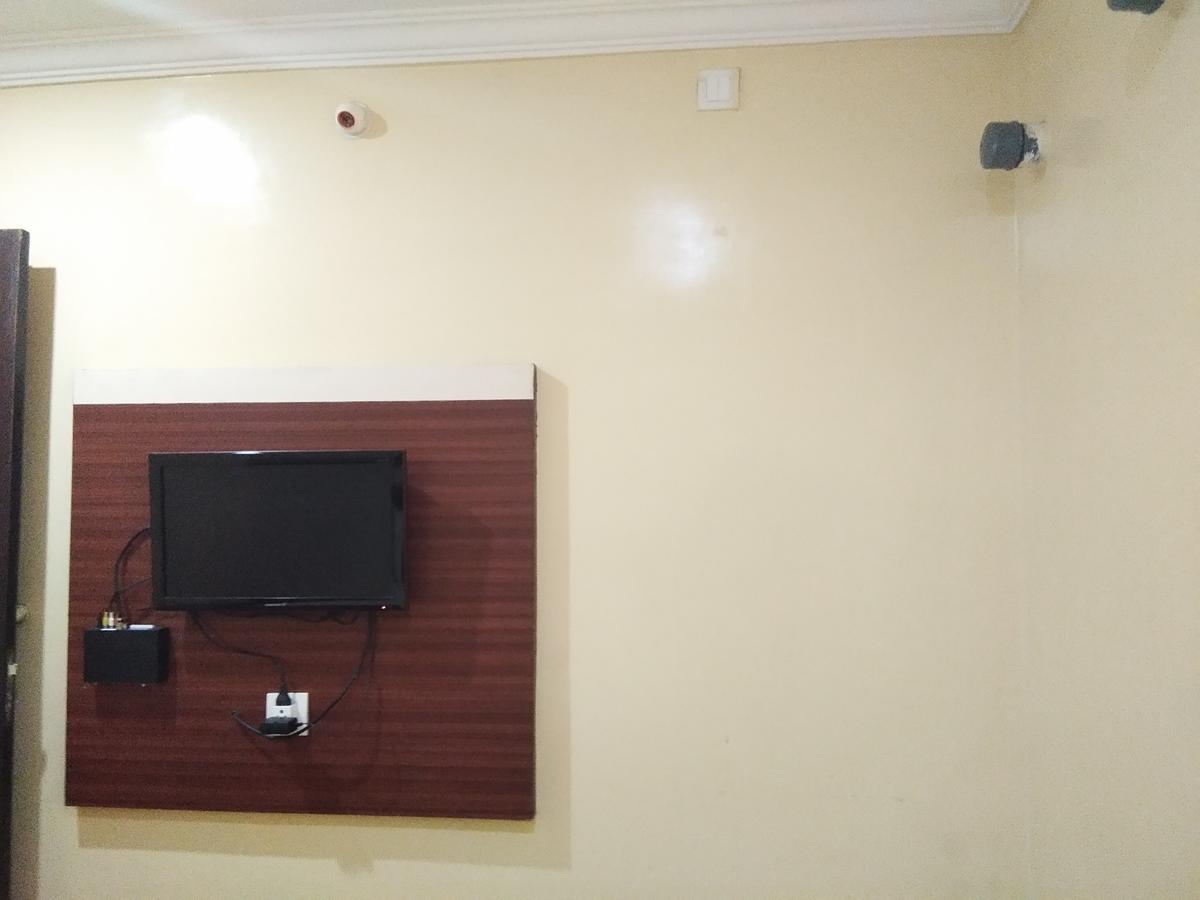 Hotel Adarsh Residency Tirupati Luaran gambar