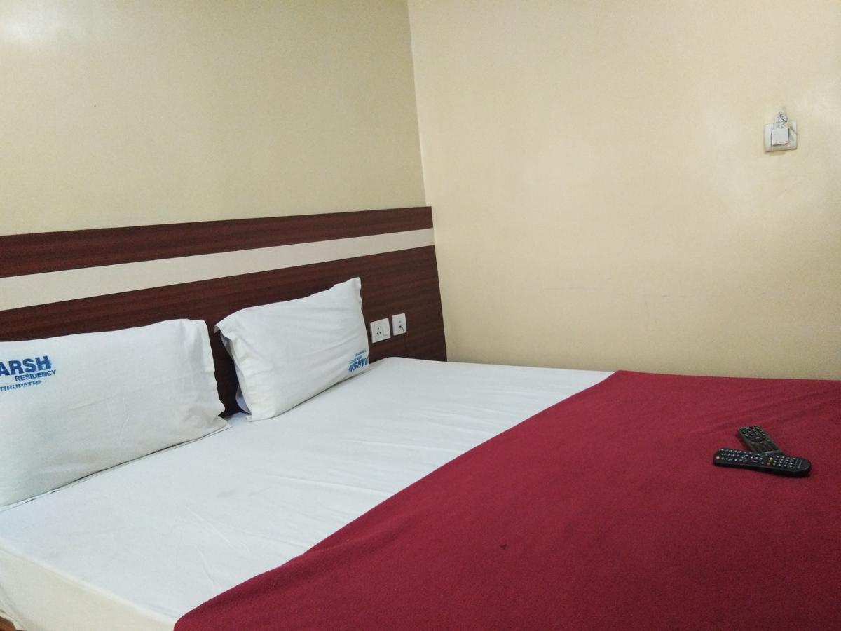 Hotel Adarsh Residency Tirupati Luaran gambar